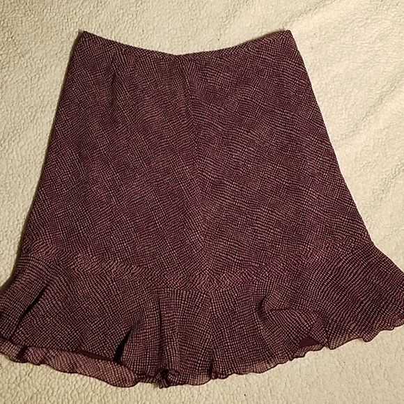 Ann Taylor Dresses & Skirts - Ann Taylor Plum & Cream Ruffle Skirt Sz 10